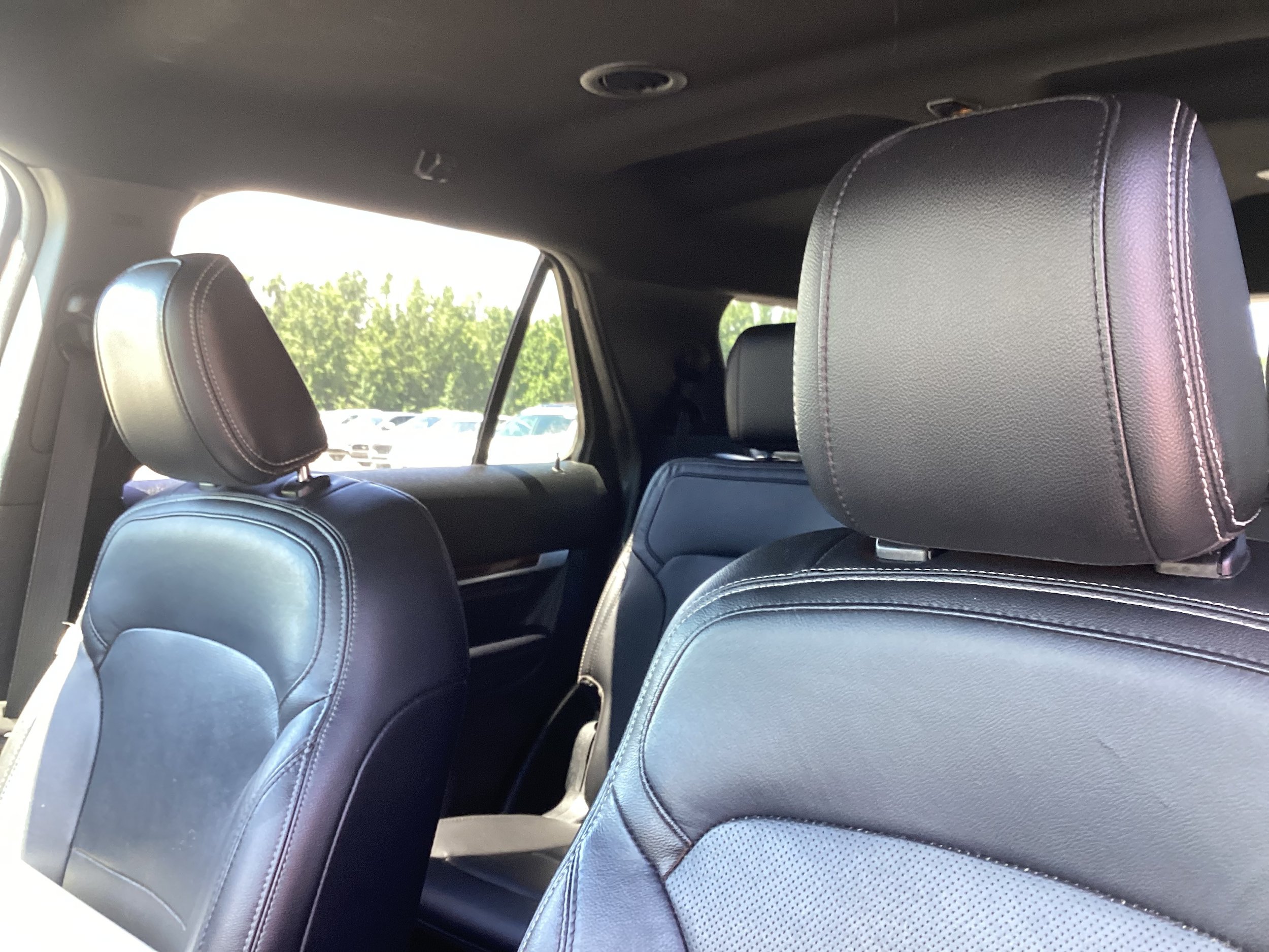 Used 2018 Ford Explorer Limited FWD image 7
