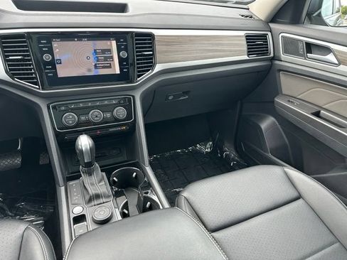 Used 2023 Volkswagen Atlas SEL AWD/4WD image 20