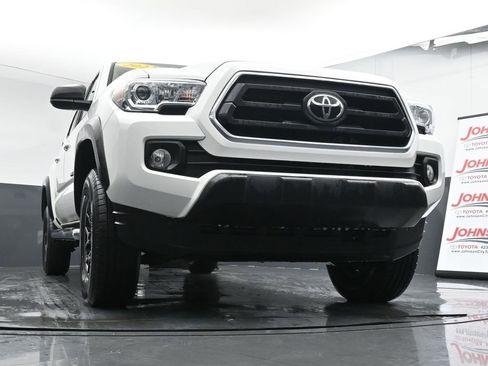 Used 2023 Toyota Tacoma SR5 image 33