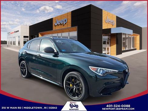 Used 2021 Alfa Romeo Stelvio Ti Sport image 1