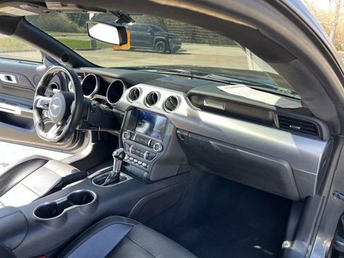 Used 2019 Ford Mustang GT Premium image 29