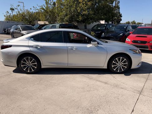 Used 2021 Lexus ES 350 w/ Premium Package FWD image 6