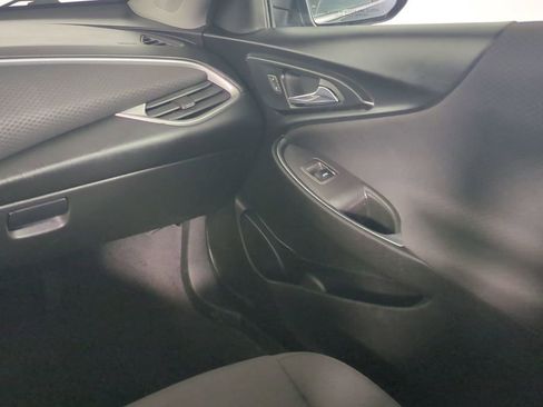 Used 2022 Chevrolet Malibu LT image 18
