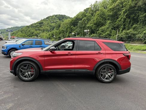 New 2026 Ford Explorer ST w/ Sun And Sound Package AWD/4WD image 7