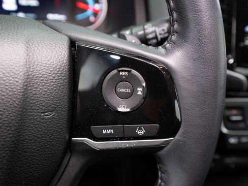 Used 2021 Honda Pilot Touring image 25