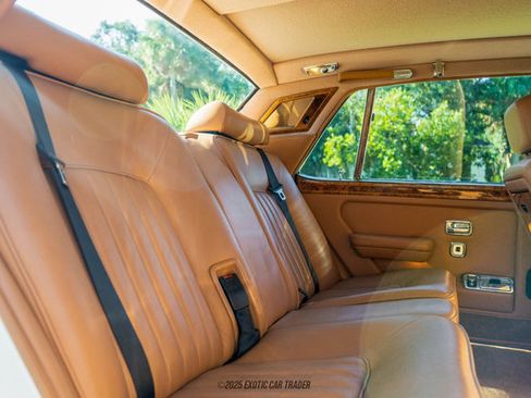 Used 1990 Rolls-Royce Silver Spur II image 23