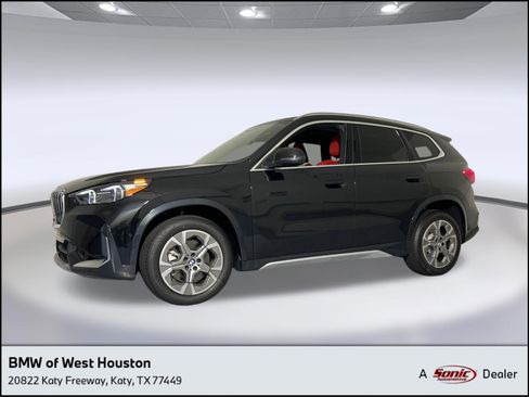 Used 2025 BMW X1 xDrive28i w/ Technology Package image 1