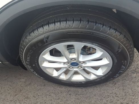 Used 2021 Ford Escape SE w/ Convenience Package AWD/4WD image 6