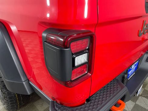 New 2026 Jeep Gladiator Mojave AWD/4WD image 18