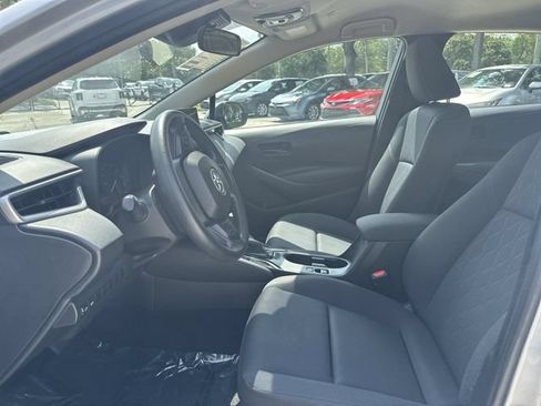 Used 2024 Toyota Corolla LE FWD image 23