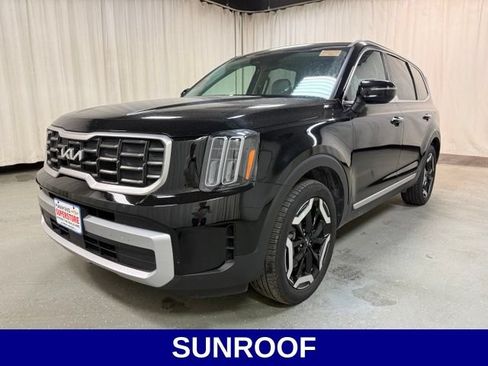 Used 2025 Kia Telluride S AWD/4WD image 11