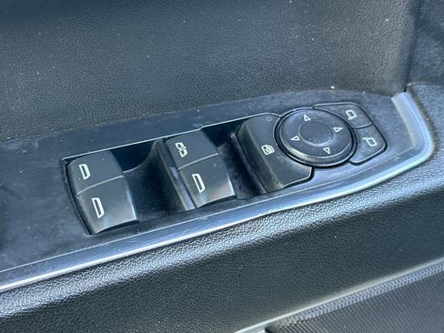 Used 2024 Chevrolet Silverado 1500 LT AWD/4WD image 13