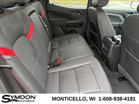 Used 2025 Chevrolet Colorado Z71 w/ Technology Package image 23