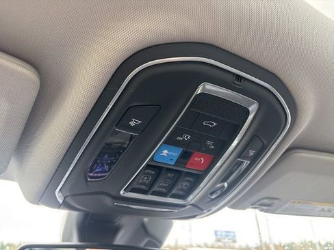 Used 2022 Jeep Grand Cherokee Limited 4xe image 35