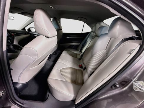 Used 2023 Toyota Camry SE FWD image 24