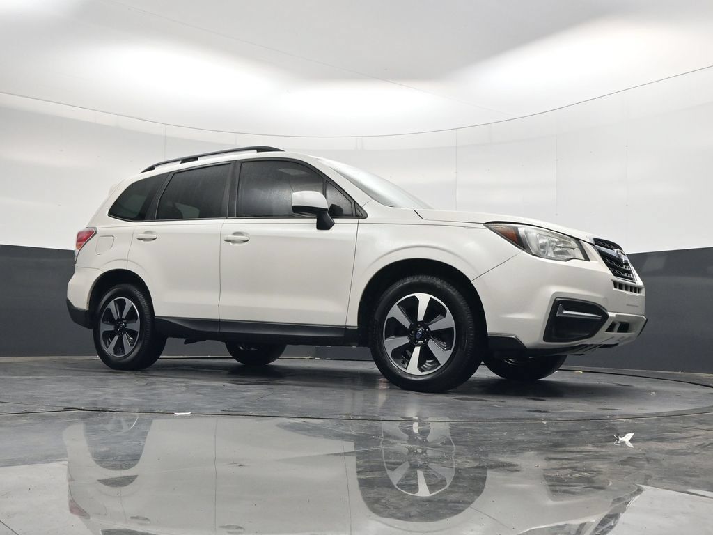 Used 2018 Subaru Forester 2.5i Premium AWD/4WD image 29