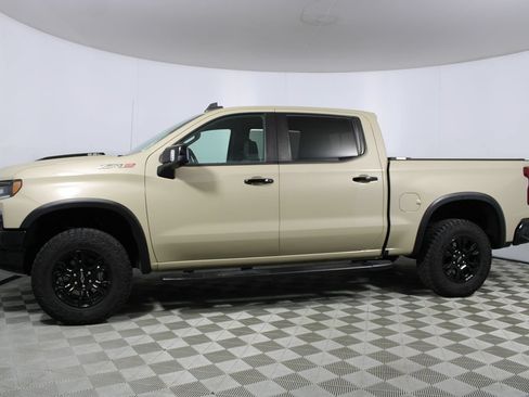Used 2023 Chevrolet Silverado 1500 ZR2 w/ Technology Package AWD/4WD image 41