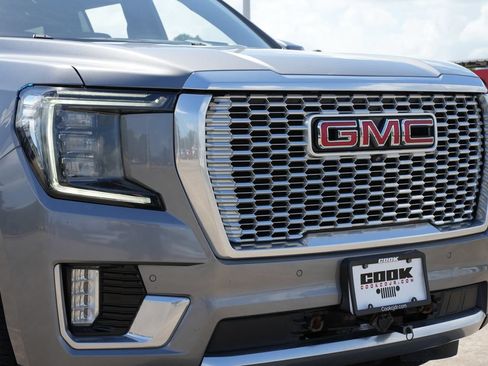 Used 2021 GMC Yukon Denali AWD/4WD image 28