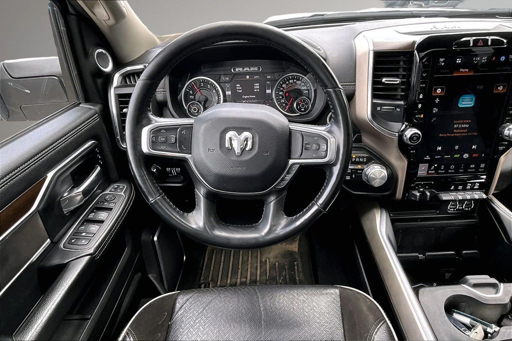 Used 2023 RAM 3500 Laramie AWD/4WD image 9