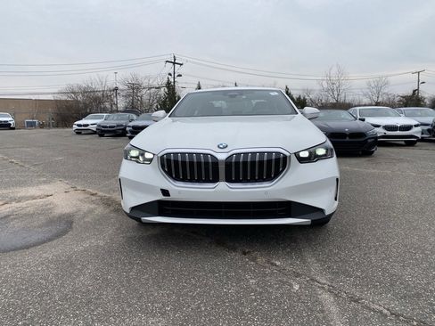 New 2026 BMW 530i xDrive image 2