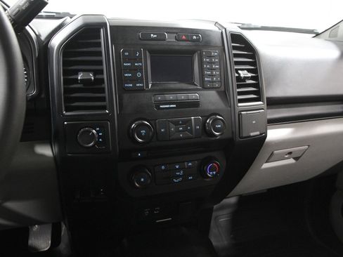 Used 2015 Ford F150 XL w/ Equipment Group 101A Mid image 9