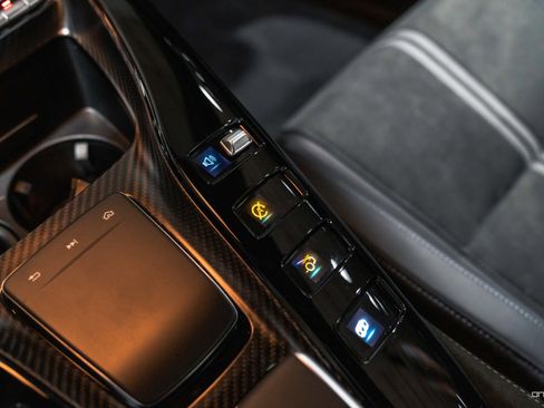 Used 2021 Mercedes-Benz AMG GT Black Series image 32