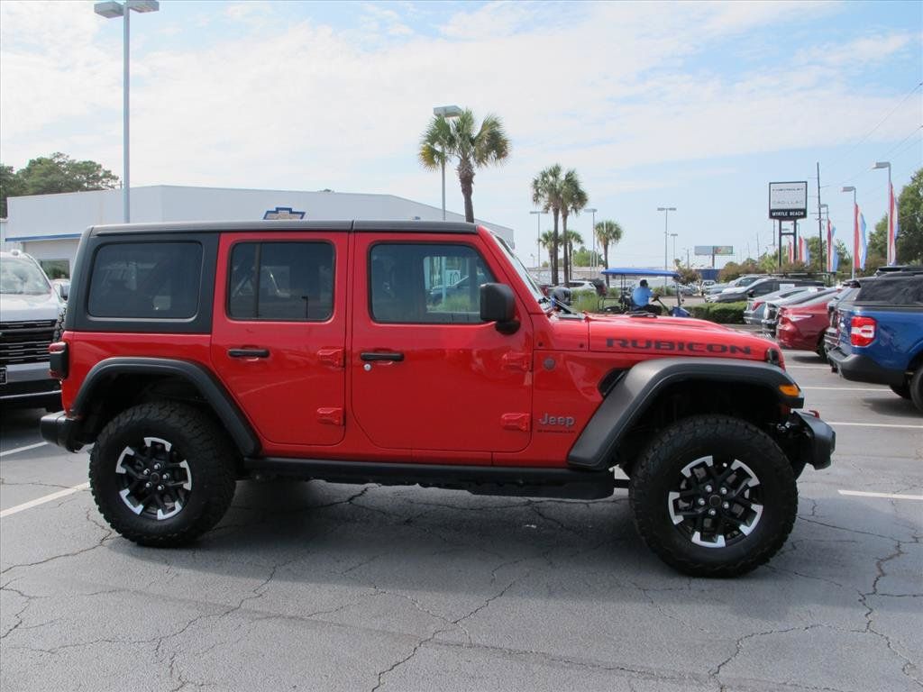 Used 2026 Jeep Wrangler Unlimited Rubicon AWD/4WD image 2