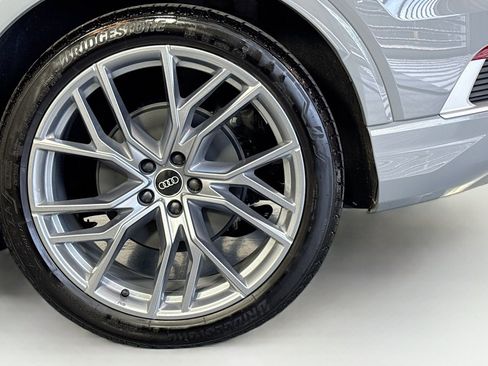 Used 2025 Audi Q4 e-tron Premium Plus w/ Premium Plus image 30