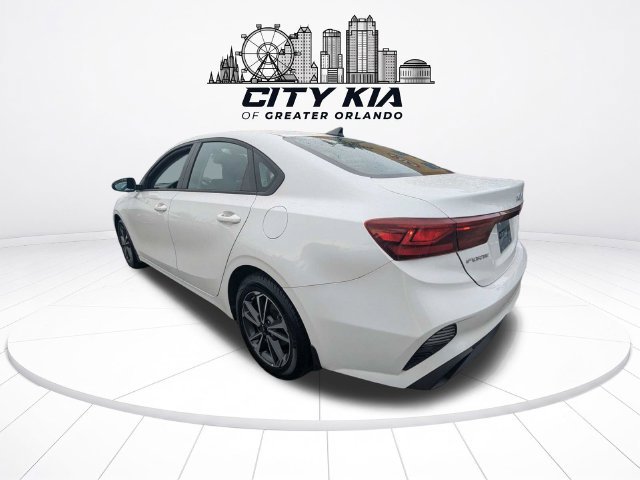 Certified 2023 Kia Forte LXS w/ LXS Technology Package FWD image 4