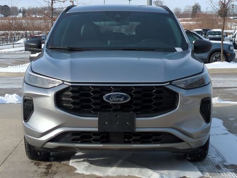 Certified 2023 Ford Escape ST-Line image 10