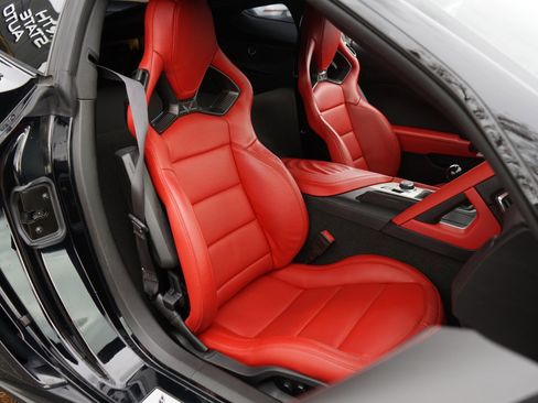 Used 2016 Chevrolet Corvette Z06 w/ Z07 Performance Package image 17