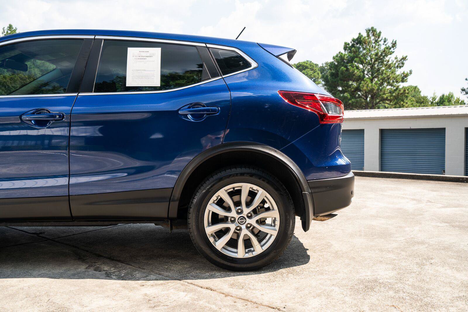 Used 2021 Nissan Rogue Sport S FWD image 5