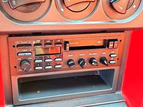 Used 1988 Ford Mustang LX image 24