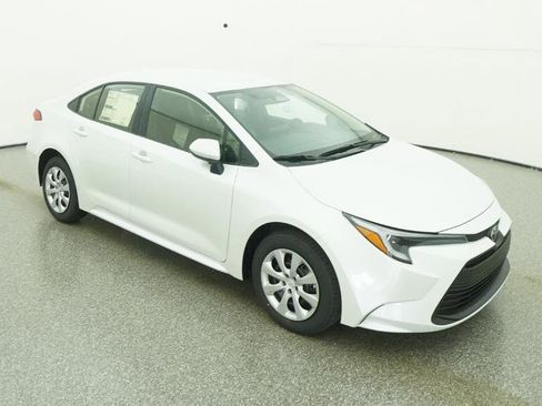New 2026 Toyota Corolla LE image 30