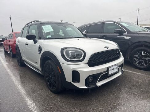 Certified 2024 MINI Cooper Countryman S w/ Signature Upholstery Package image 2