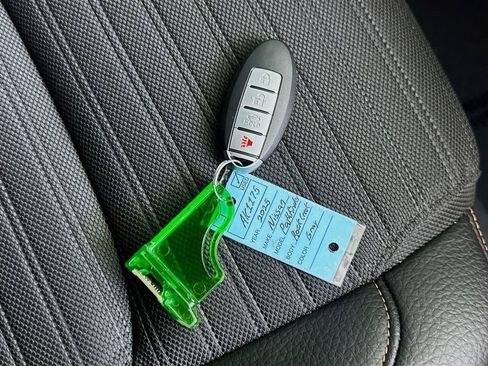 Used 2025 Nissan Pathfinder Rock Creek AWD/4WD image 36