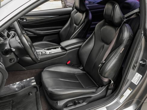 Used 2017 INFINITI Q60 3.0t w/ Premium Plus Package 3.0T image 33