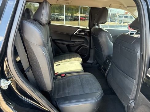 Used 2024 Mitsubishi Outlander SE FWD image 9