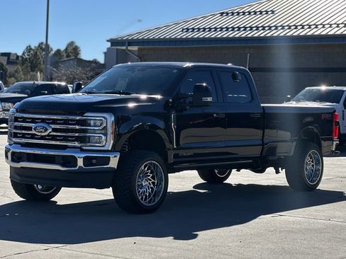 Used 2025 Ford F250 Lariat image 7