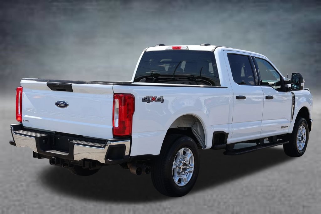 Used 2026 Ford F250 XLT AWD/4WD image 3