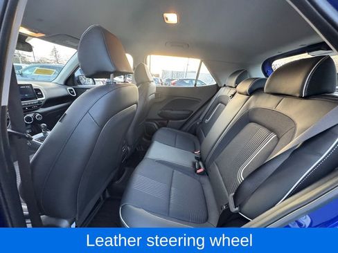 Used 2024 Hyundai Venue Limited image 18