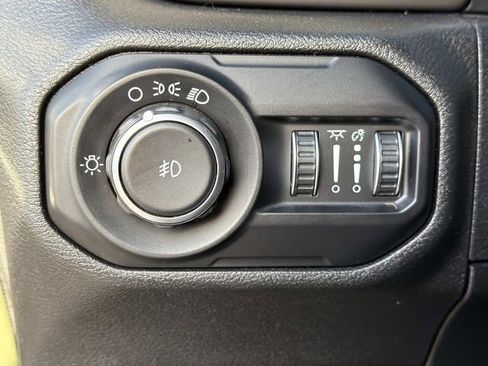 Used 2021 Jeep Wrangler Sport AWD/4WD image 24