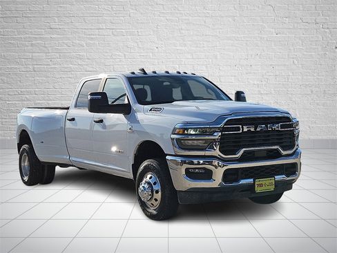 New 2025 RAM 3500 Big Horn image 6