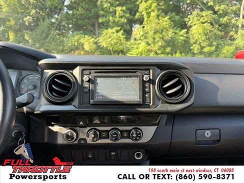 Used 2018 Toyota Tacoma SR AWD/4WD image 20