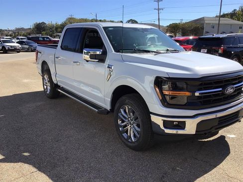 New 2025 Ford F150 XLT w/ Equipment Group 302A MID image 7