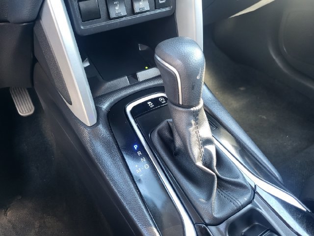 Used 2025 Toyota Corolla Cross XLE FWD image 18