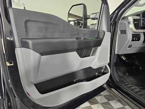 Used 2023 Ford F350 XL w/ XL Off-Road Package AWD/4WD image 20