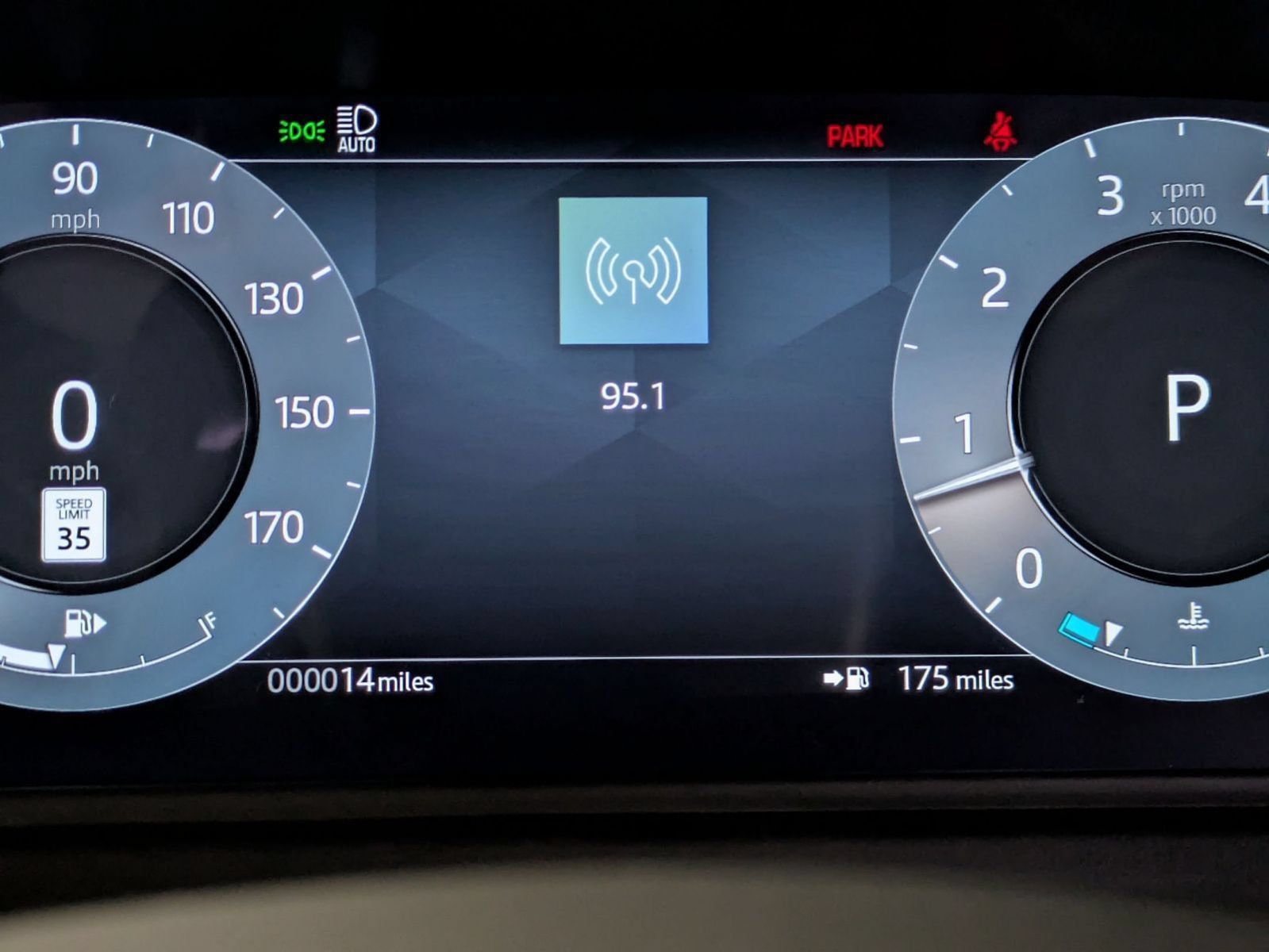 New 2026 Land Rover Range Rover Velar Belgravia AWD/4WD image 36