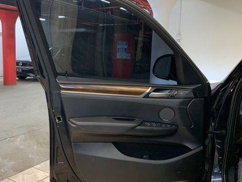 Used 2017 BMW X3 xDrive28i image 10