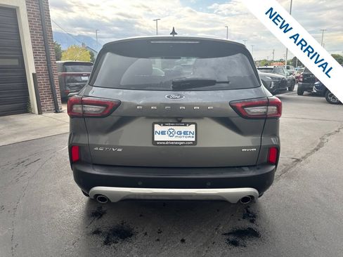 Used 2024 Ford Escape Active w/ Tech Pack #1 AWD/4WD image 6